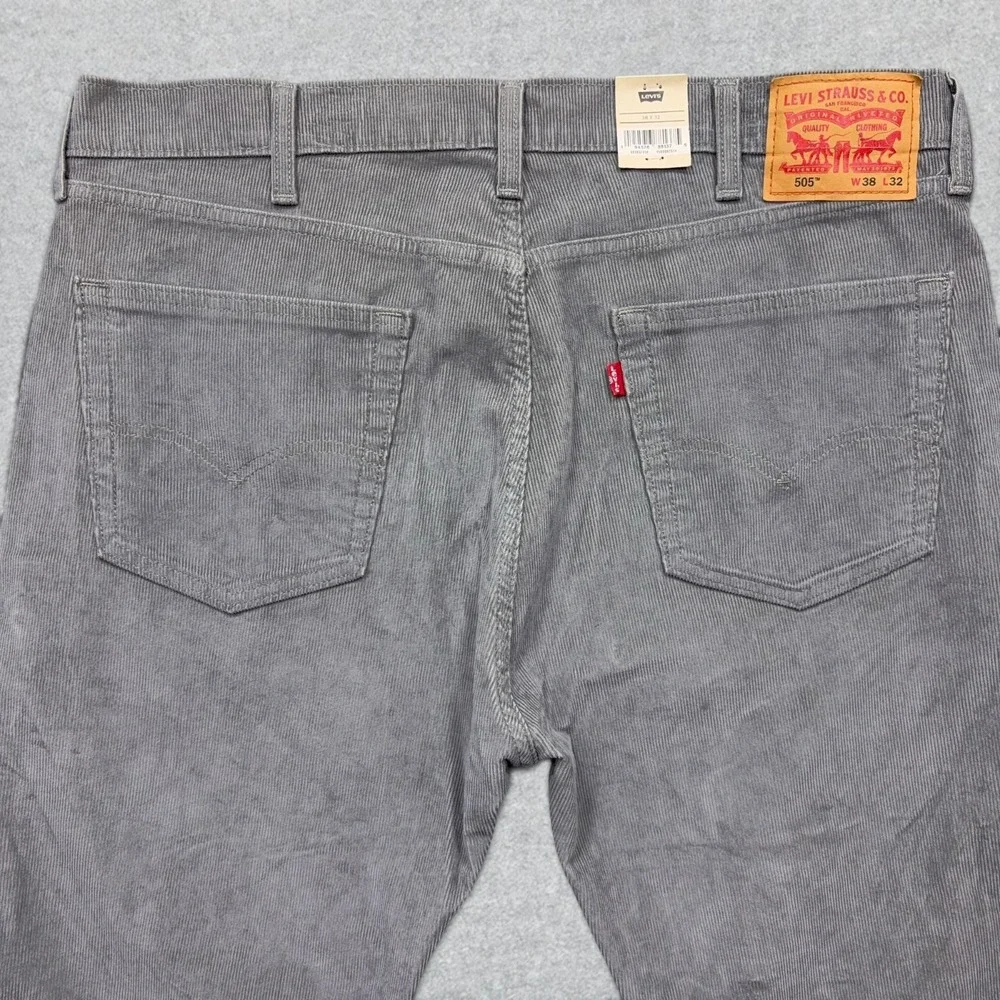 Levi's 505 Pants Mens 38x32 Gray Corduroy Regular Fit Straight Leg Stretch